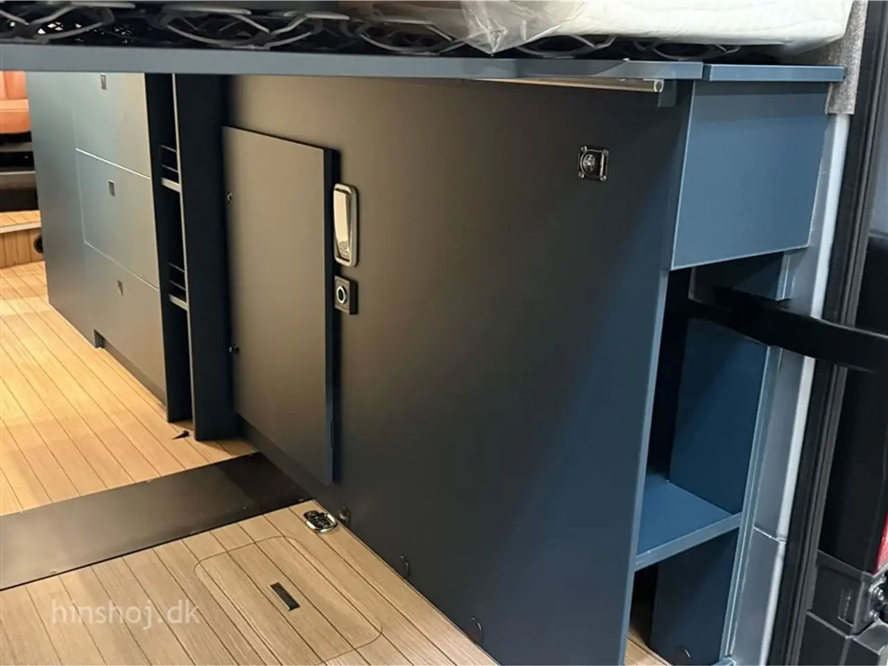 Billede 19 - 2026 - Eriba Car 600 Indium Grey Aut   Eriba Car 600 Indium Grey 2026 fra Hinshøj Caravan