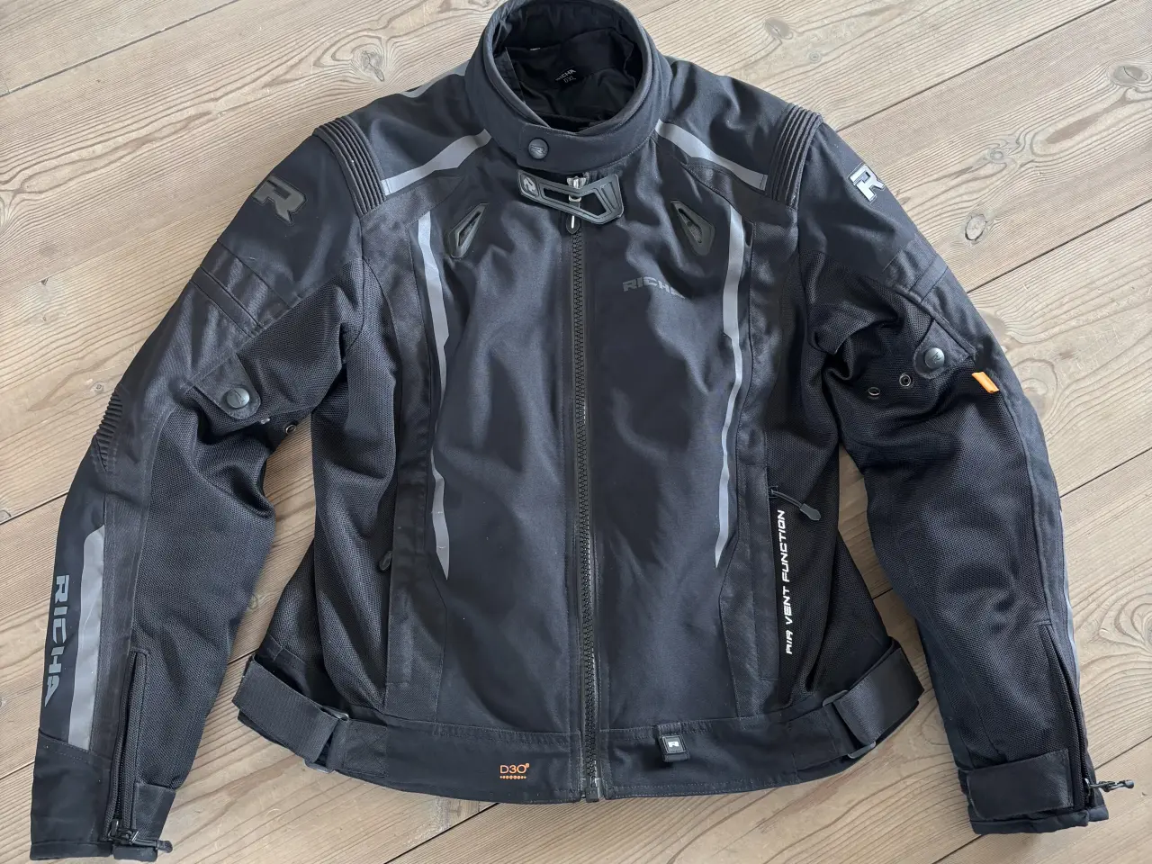 Billede 1 - Richa motorcykeljakke i str Dame XL