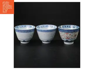 Porcelænsskåle i blåt og hvidt (str. H 6 cm)