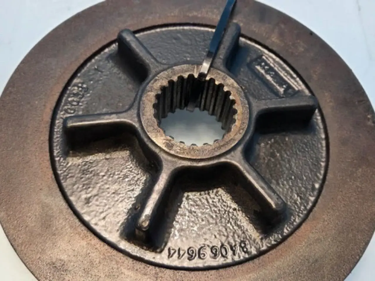Billede 3 - New Holland CR9.90 Håndbremseskive 84071123