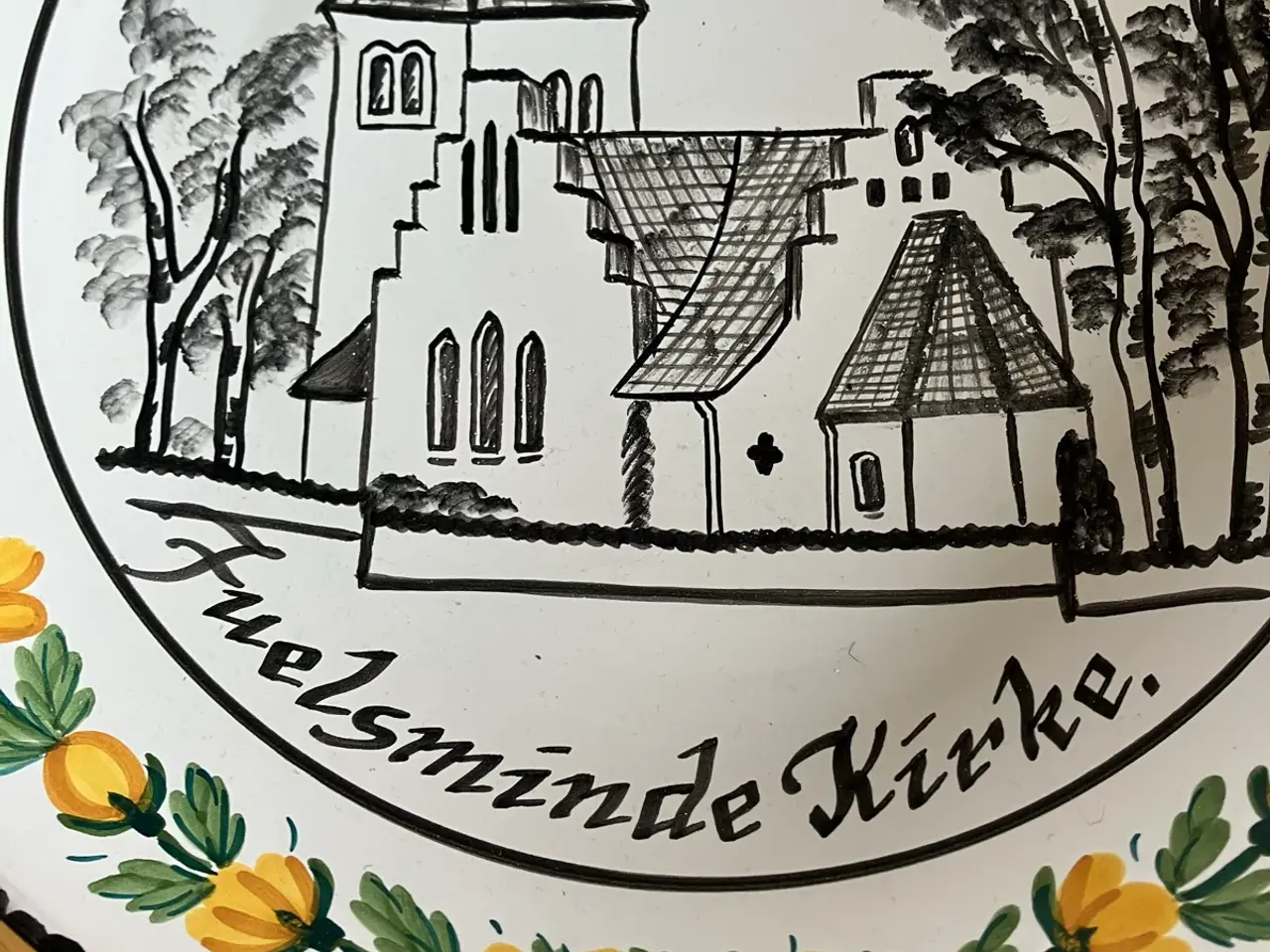 Billede 2 - Keramikfad med Juelsminde kirke