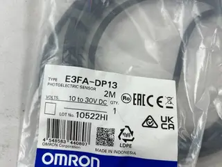 Omron E3FA-DP13 Photoelectric Sensor 2M kabel