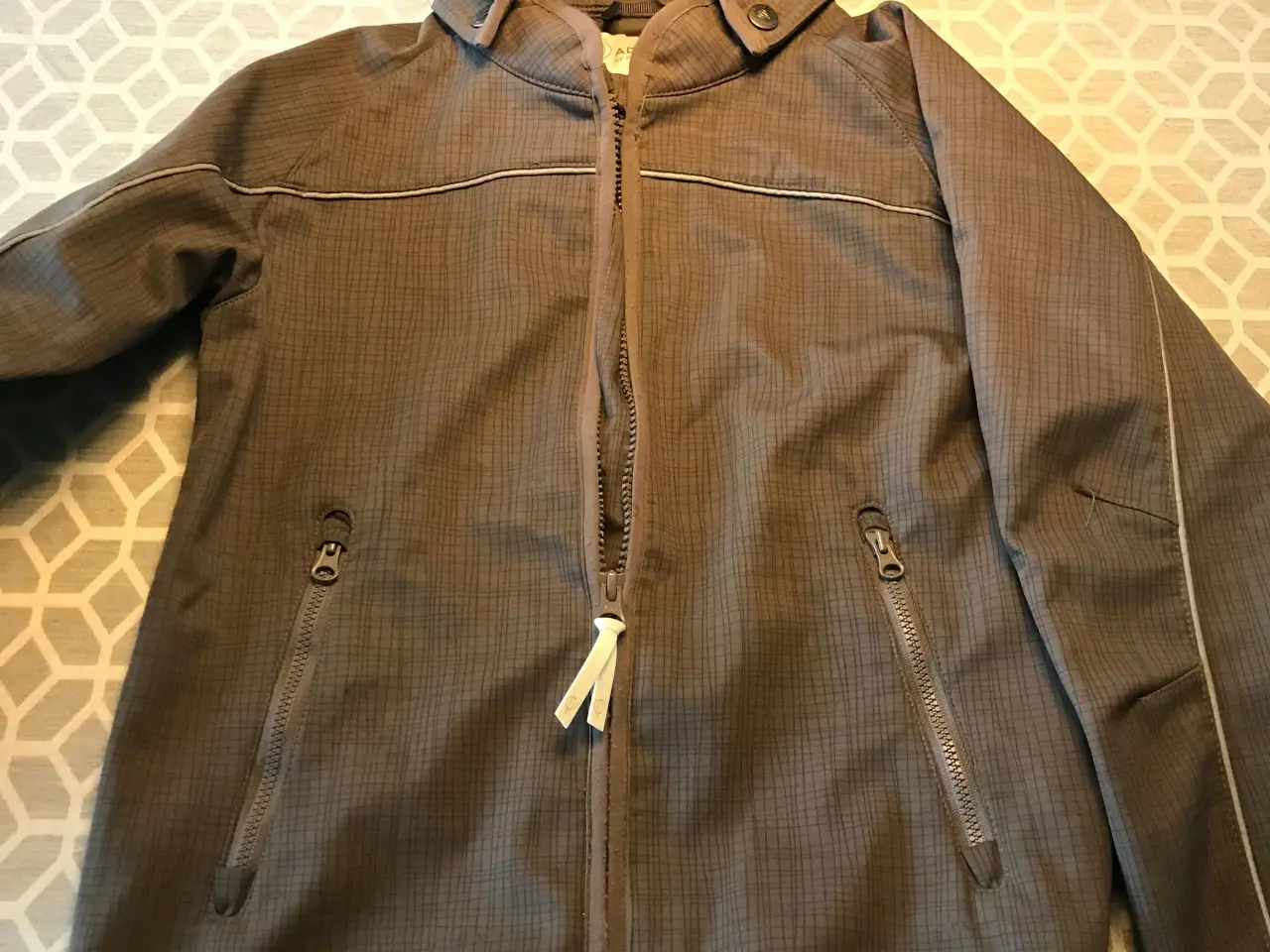 Billede 1 - Super flot windbreaker, str. 128