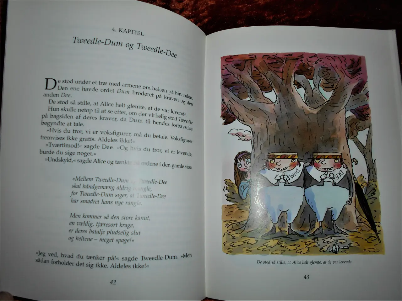 Billede 2 - Alice bag spejlet, Lewis Carroll