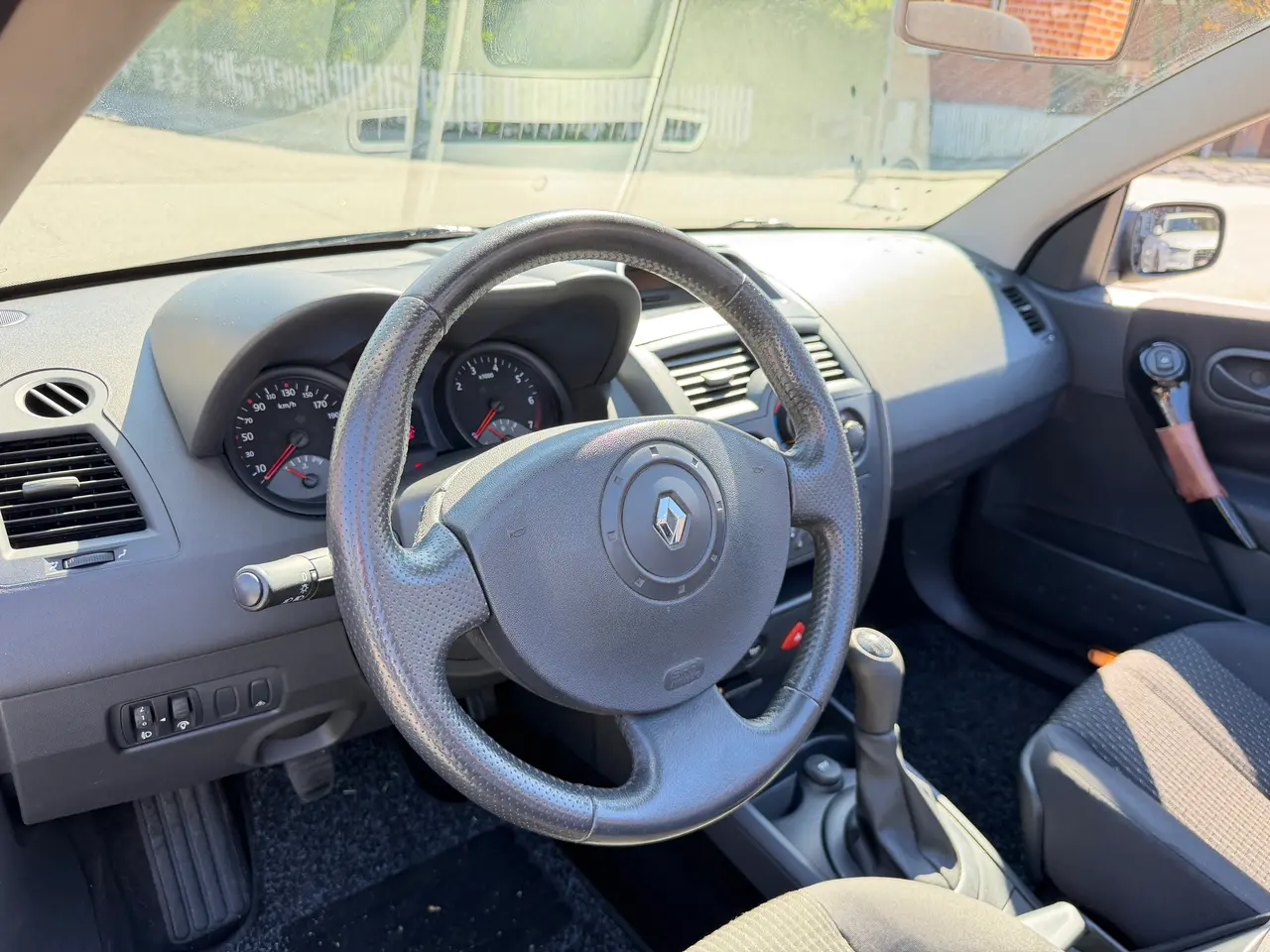 Billede 15 - Renault Megane II 1,6 Dynamique CC 2d sælges 