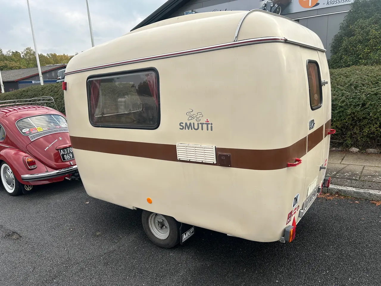 Billede 5 - MKP SMUTTI Veteran Campingvogn, Nysynet flot stand