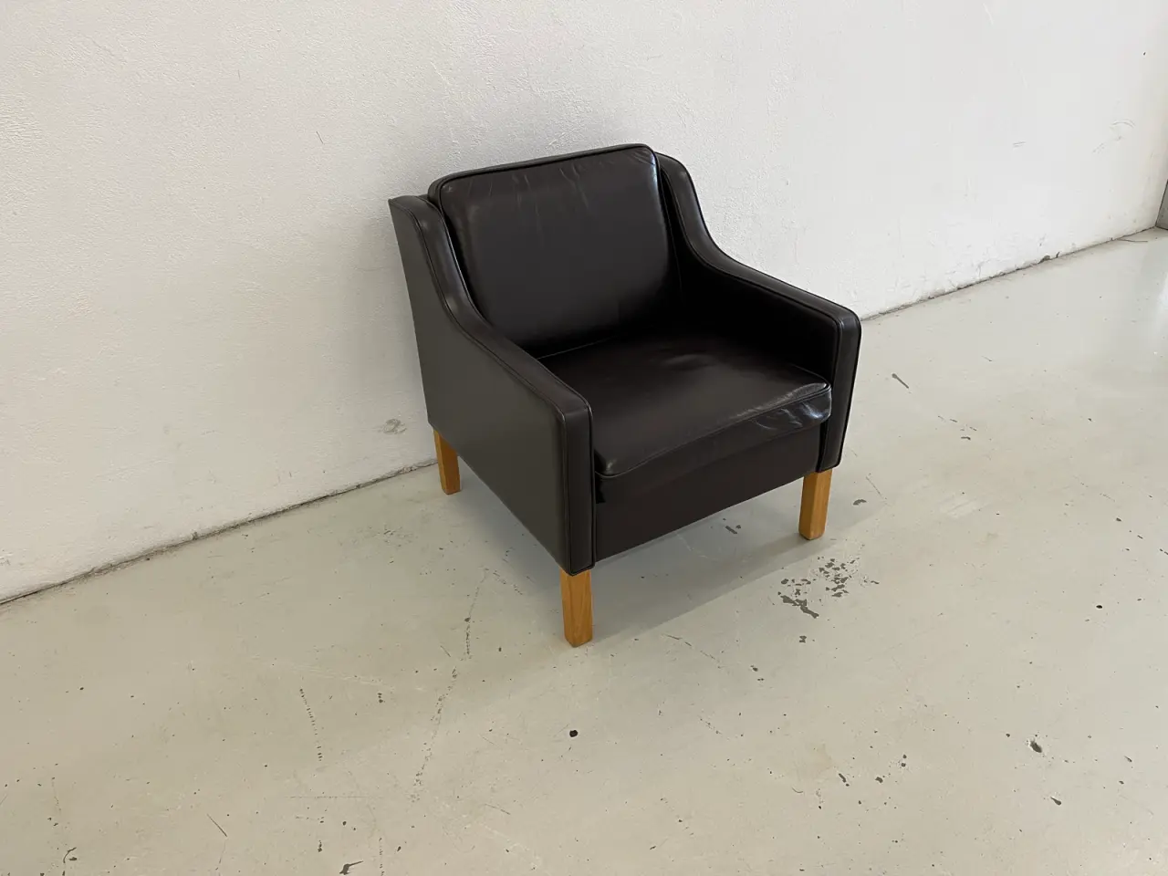 Billede 3 - Designer Mogens Hansen MH195 Loungestol Dark Brown