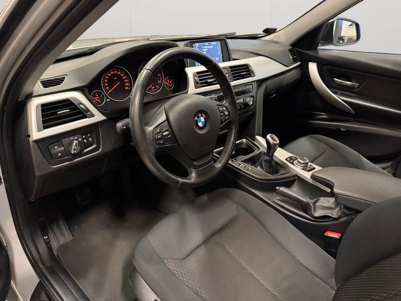 Billede 5 - BMW 318d 2,0 Touring aut.
