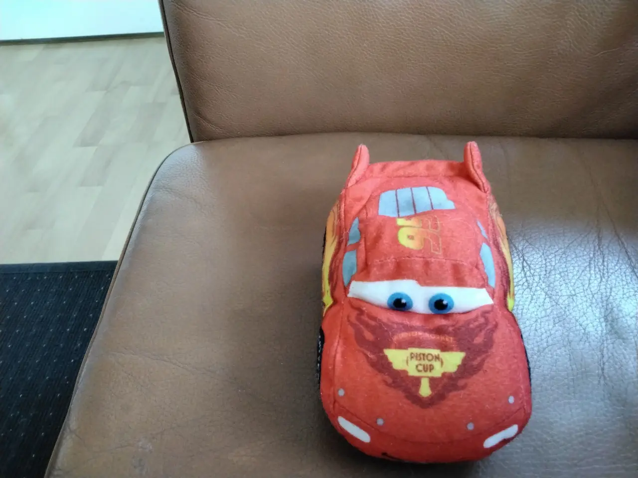 Billede 2 - Lynet Mc Queen fra pixar cars, pude