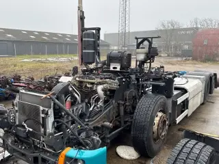 Mercedes-Benz ECONIC 2630 GL 6x2/4 Chassis