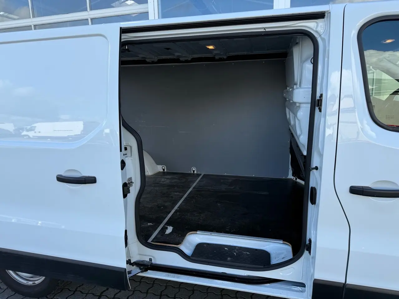 Billede 6 - Renault Trafic T29 L2H1 2,0 DCI Tekno 145HK Van 6g Aut.