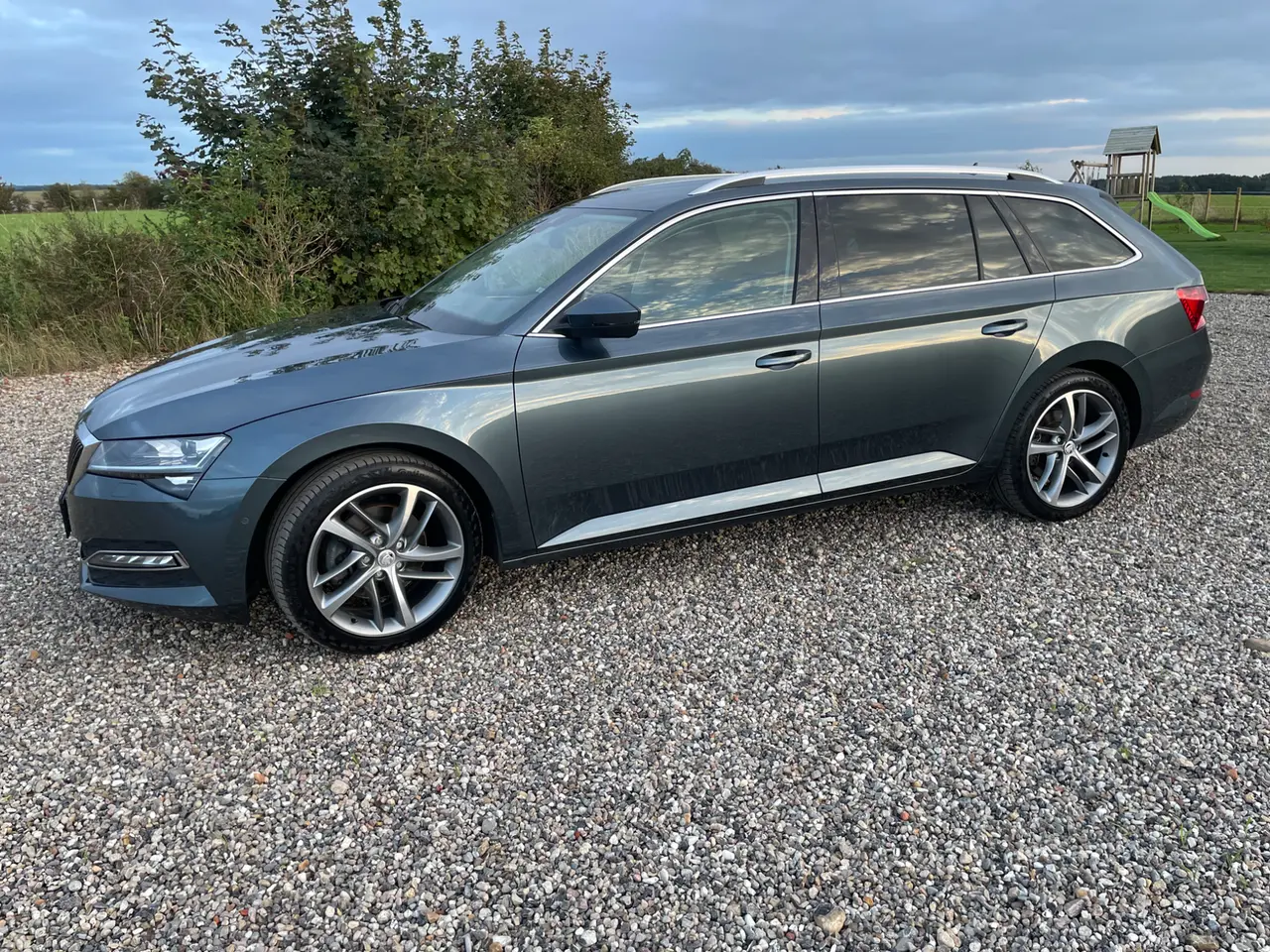 Billede 1 - Skoda Superb 2,0 TDi 150 Business Executive Combi DSG