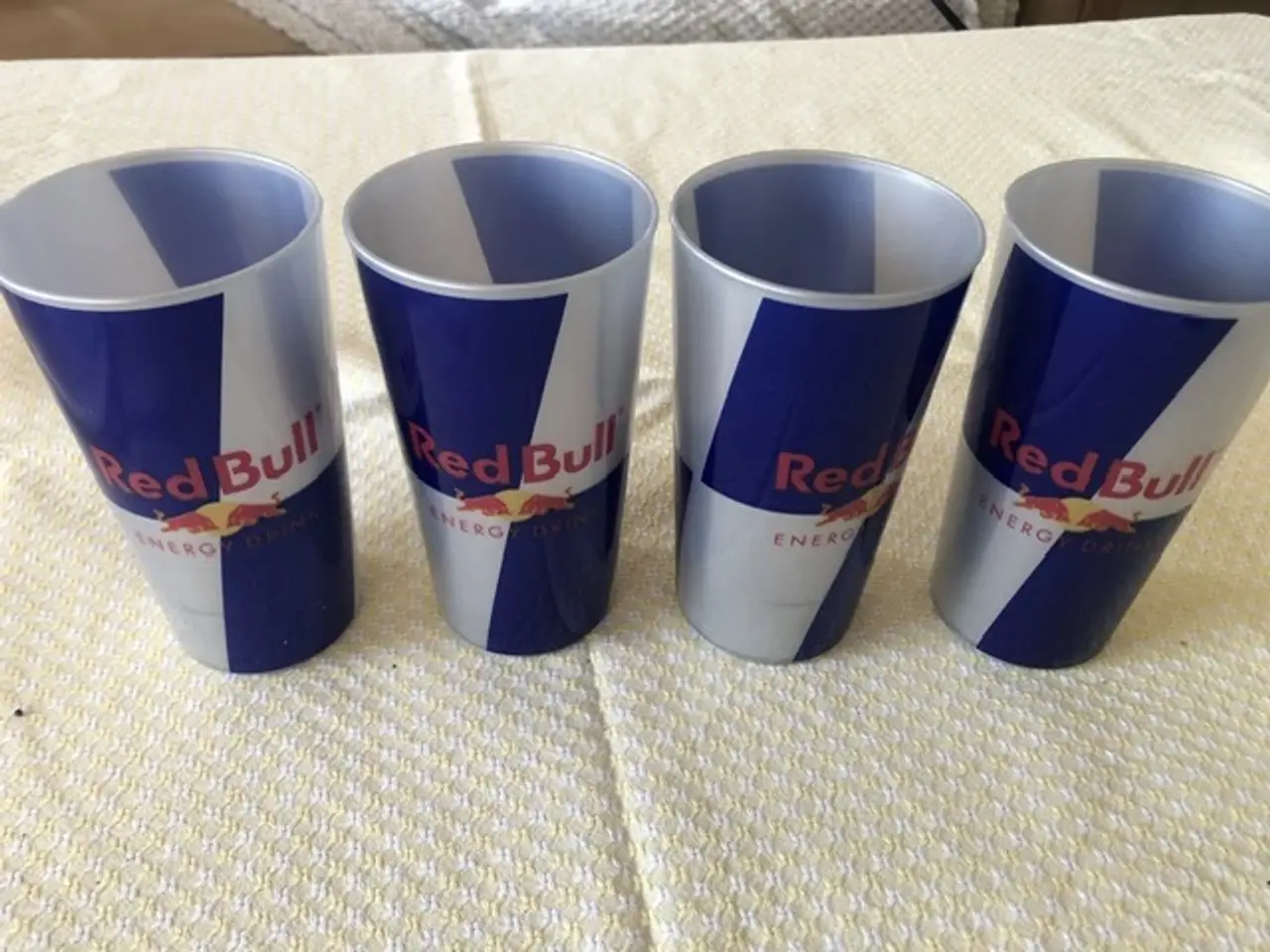 Billede 1 - Red Bull glas i plastik