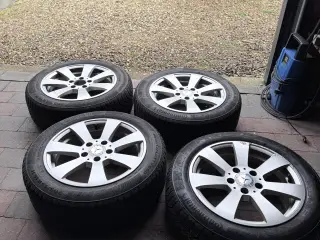 Mercedes alufælge med vinterdæk 