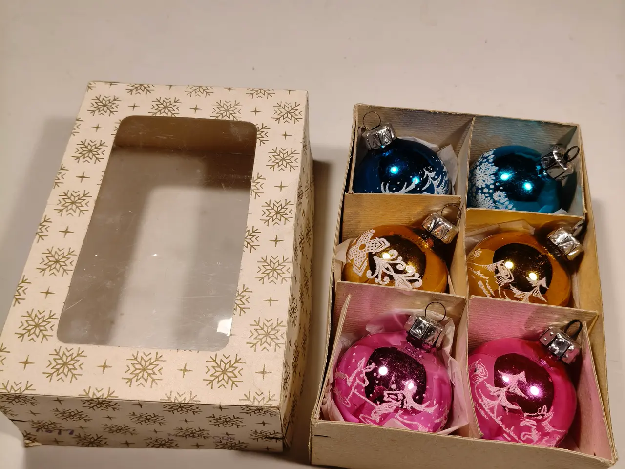 Billede 2 - 6 stk glas julekugler med motiv 