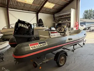 Valiant V-500 Sport