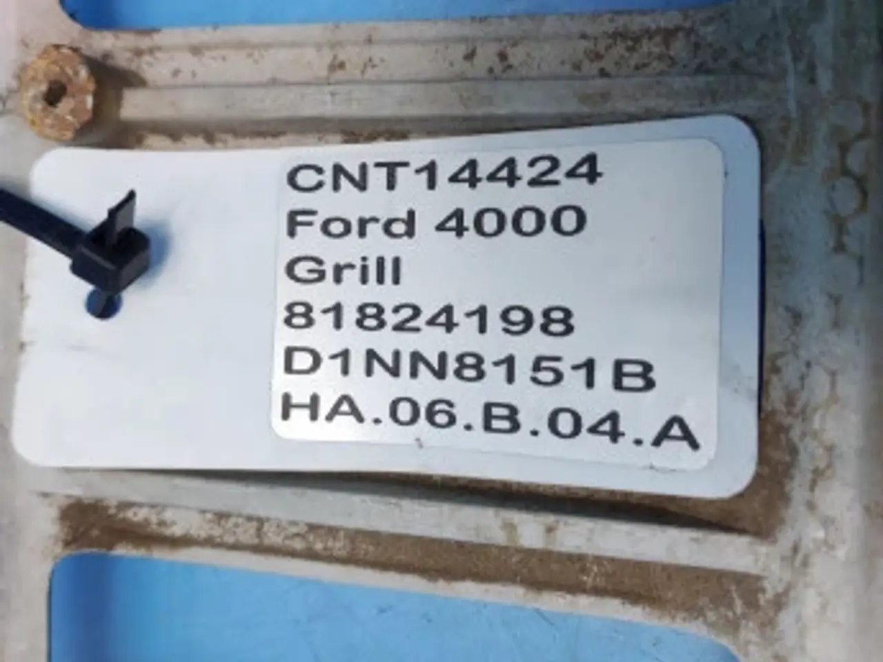 Billede 11 - Ford 4000 Grill D1NN8151B