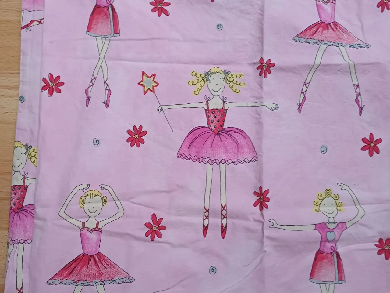 Billede 2 - Senge sæt med ballerina