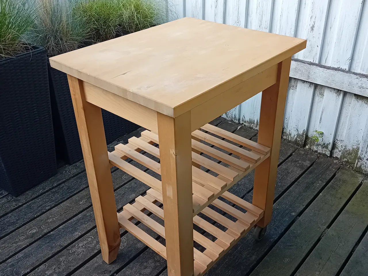 Billede 1 - Rullebord/Serveringsbord. Fra IKEA.