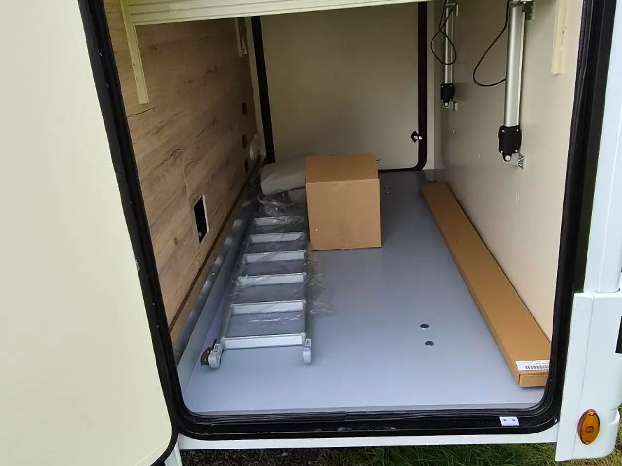 Billede 19 - Elnagh Magnum 582