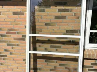 Rationel træ/alu terrasedør og 3 vinduer