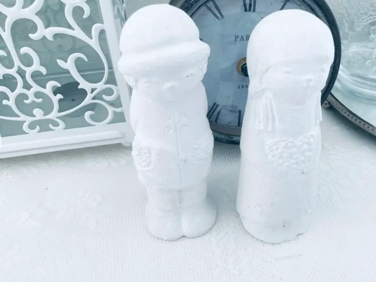 Billede 7 - 2 søde gips figurer brugskunst