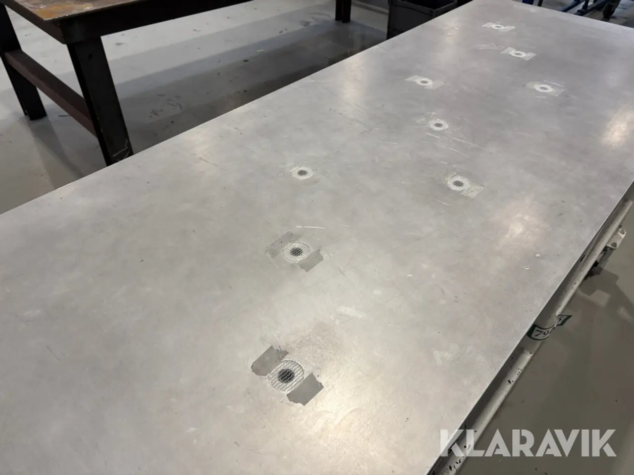 Billede 8 - Arbejdsbord med vakuum