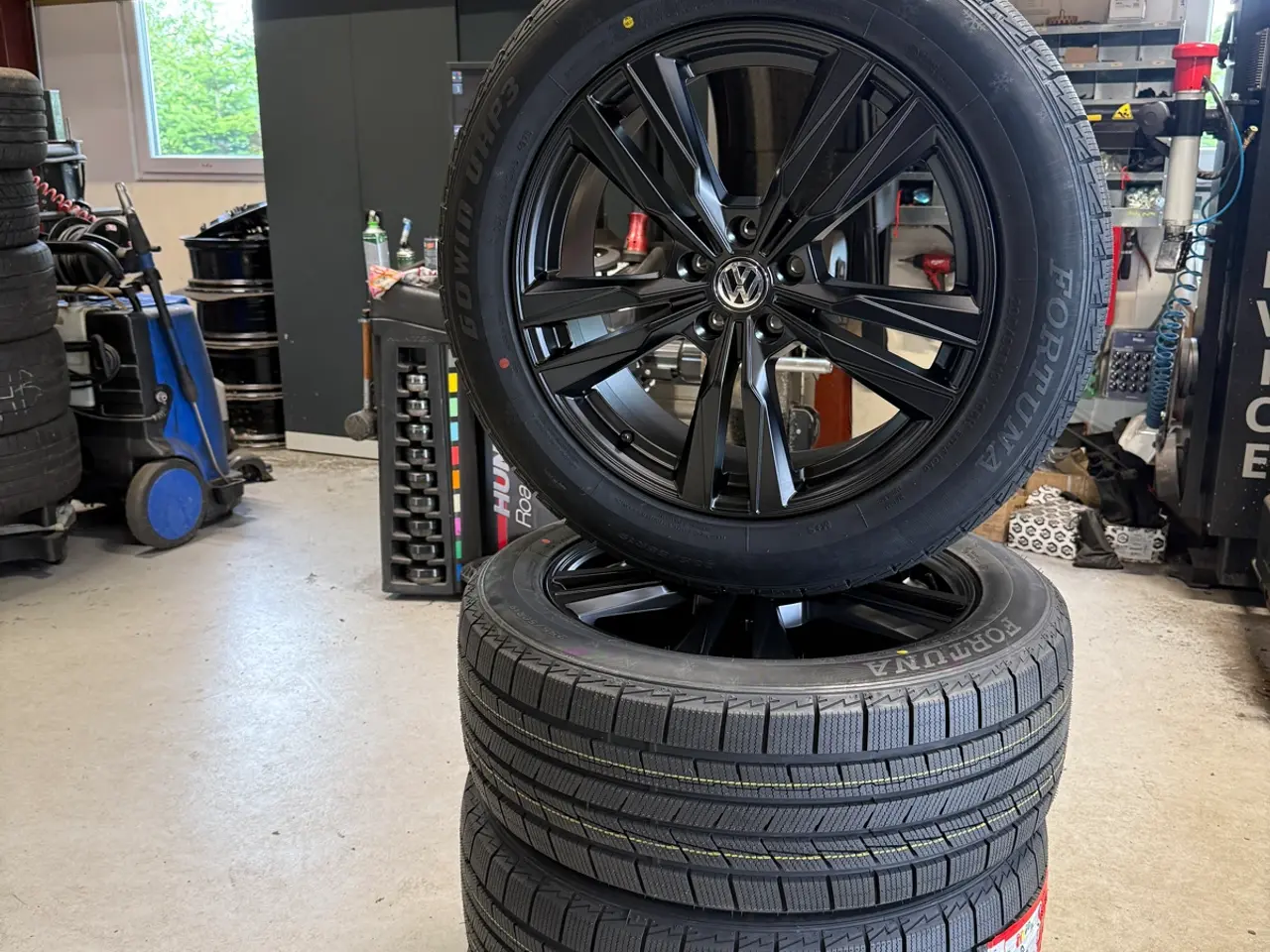 Billede 1 - Nye 19” vw id4 fælge med vinterdæk