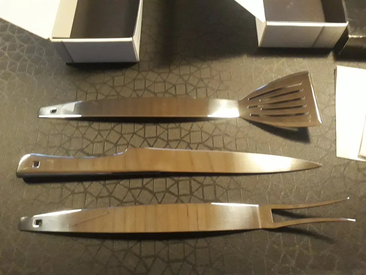 Billede 3 - Grill sæt bestående af kniv + gaffel og paletkniv