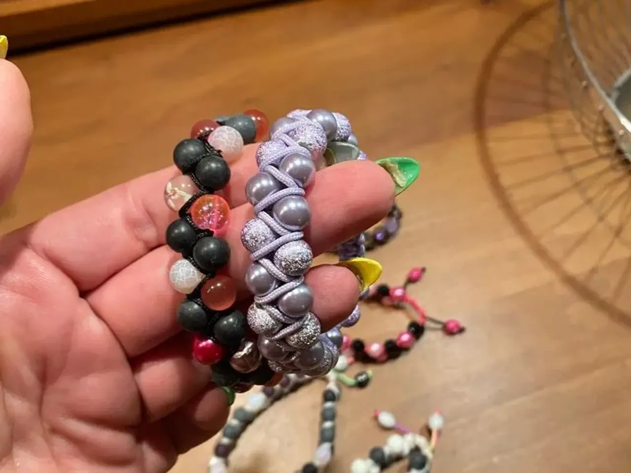 Billede 3 - Nye knyttede armbånd