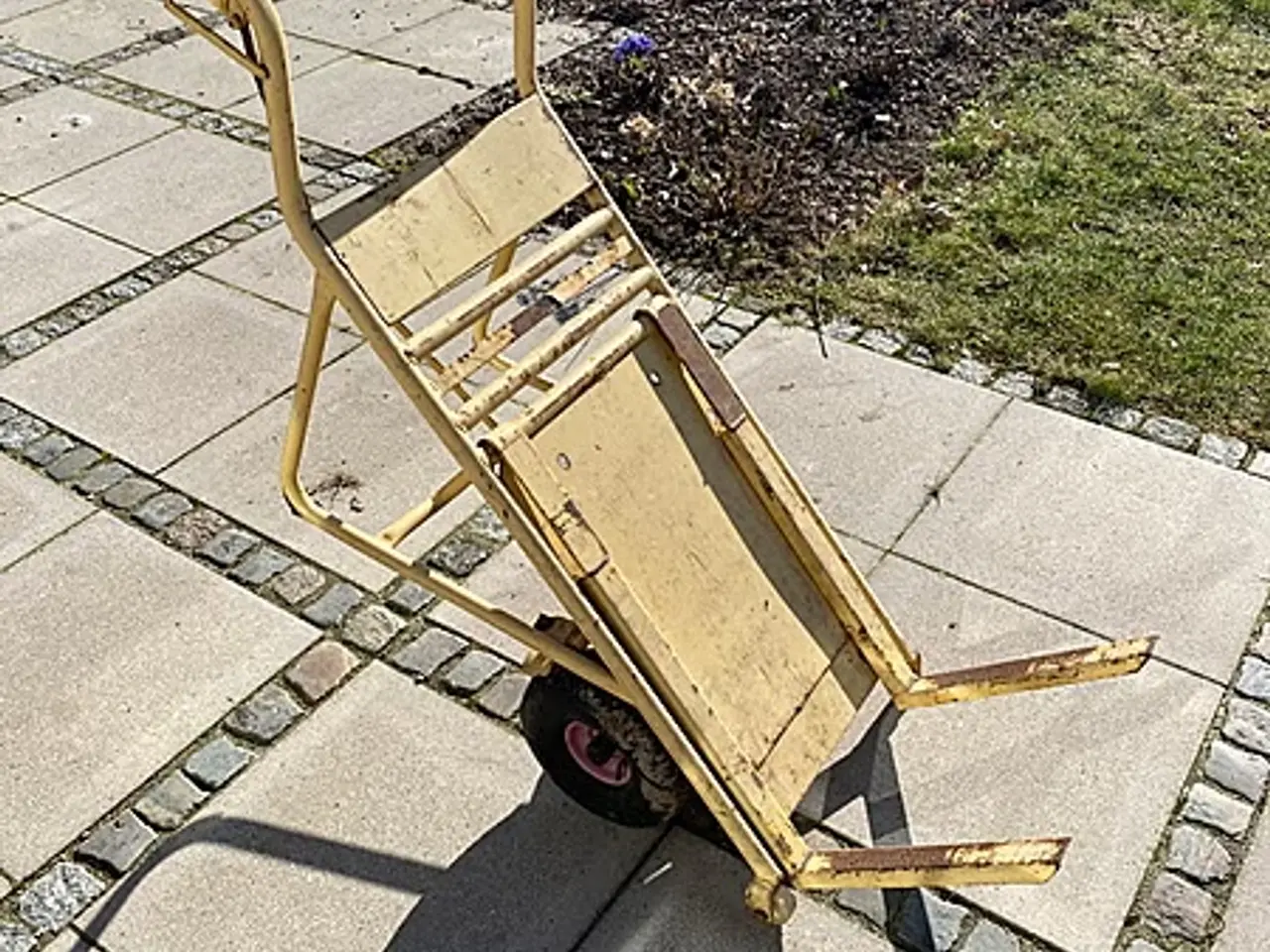 Billede 1 - Udlejes – Ravendo pallekærre med bremser