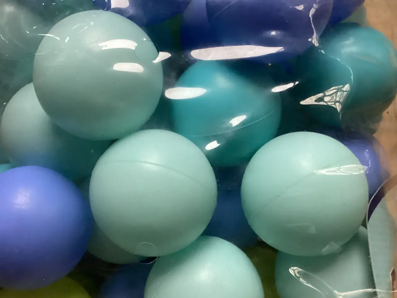 Billede 4 - Legebolde i blød plast