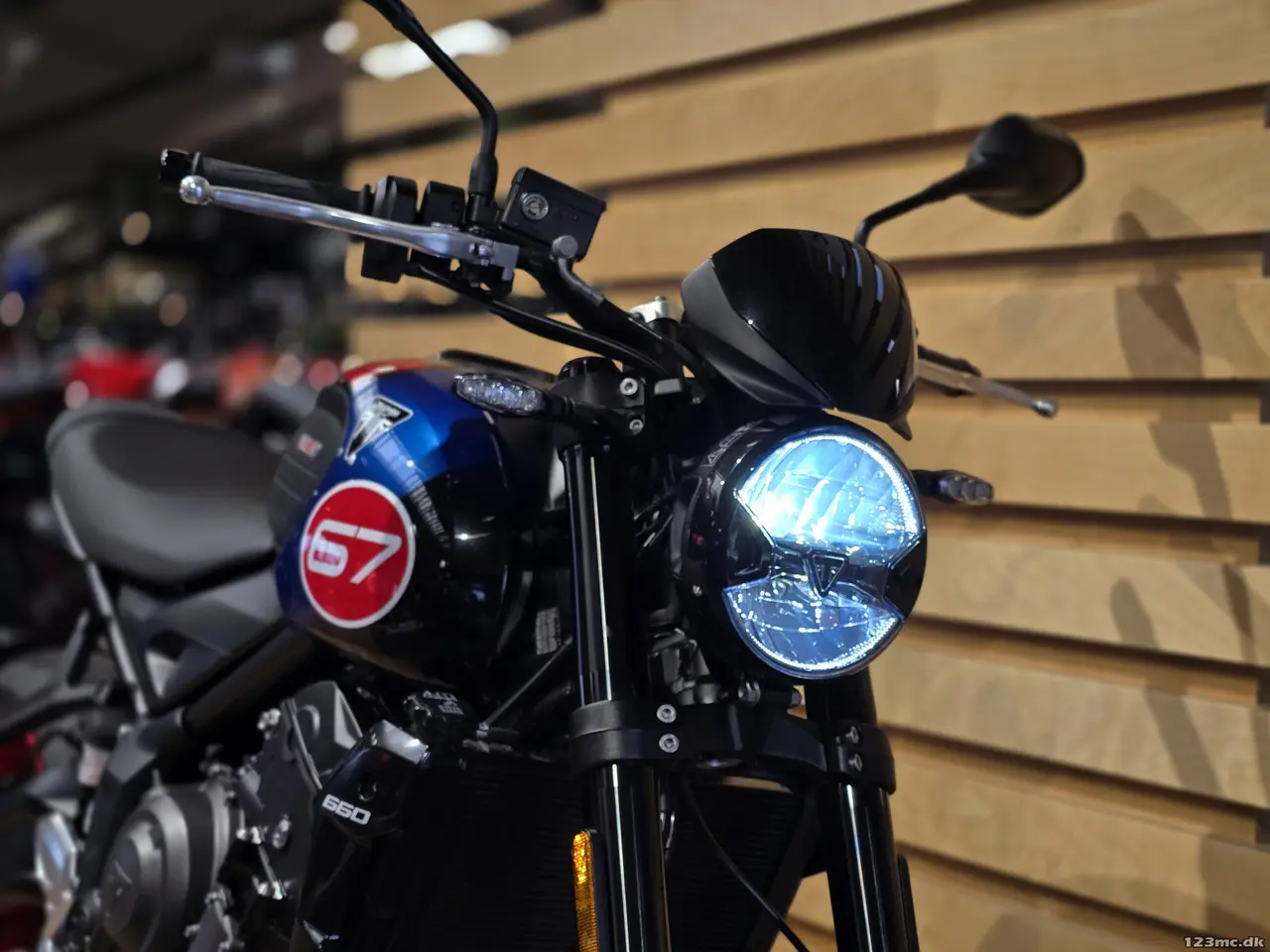 Billede 4 - Triumph Trident TRIPLE TRIBUTE EDITION