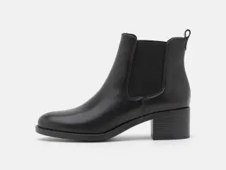 Fine Dorothy Perkins skind støvler str,41