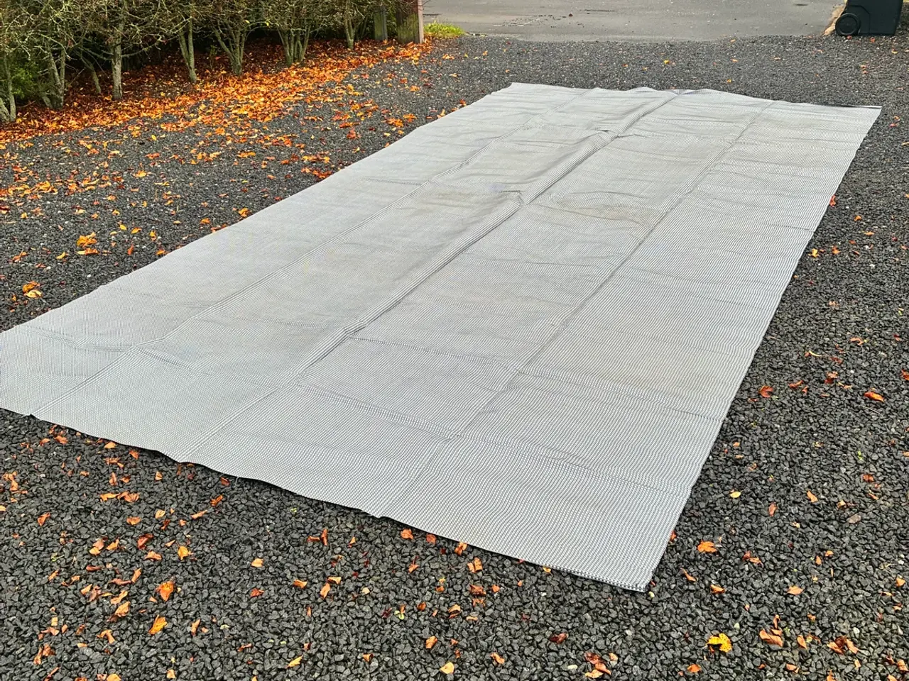 Billede 1 - Fortellt tæppe 