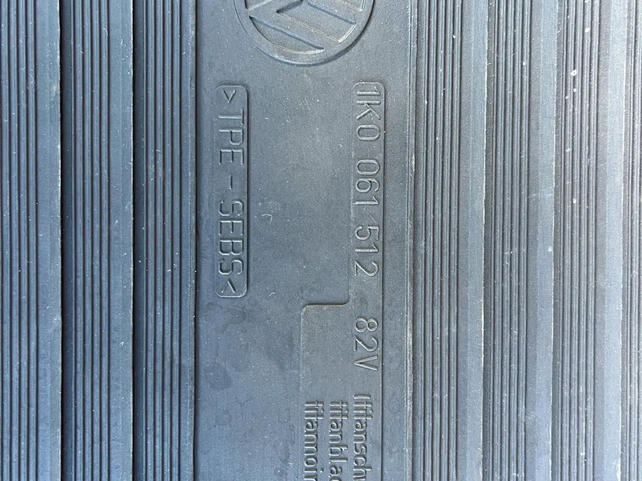 Billede 3 - VW vinter/gummimåtter sælges