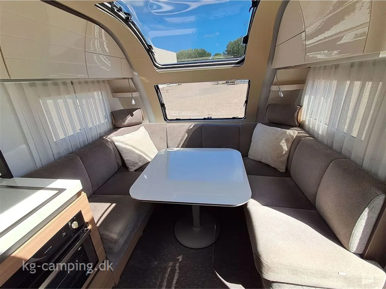 Billede 5 - 2021 - Adria Alpina 613 UT Supreme Edition   Virkelig velholdt ADRIA ALPINA med ALDE, Aircon, TRUMA XT mover og Isabella Sun Shine Plus.