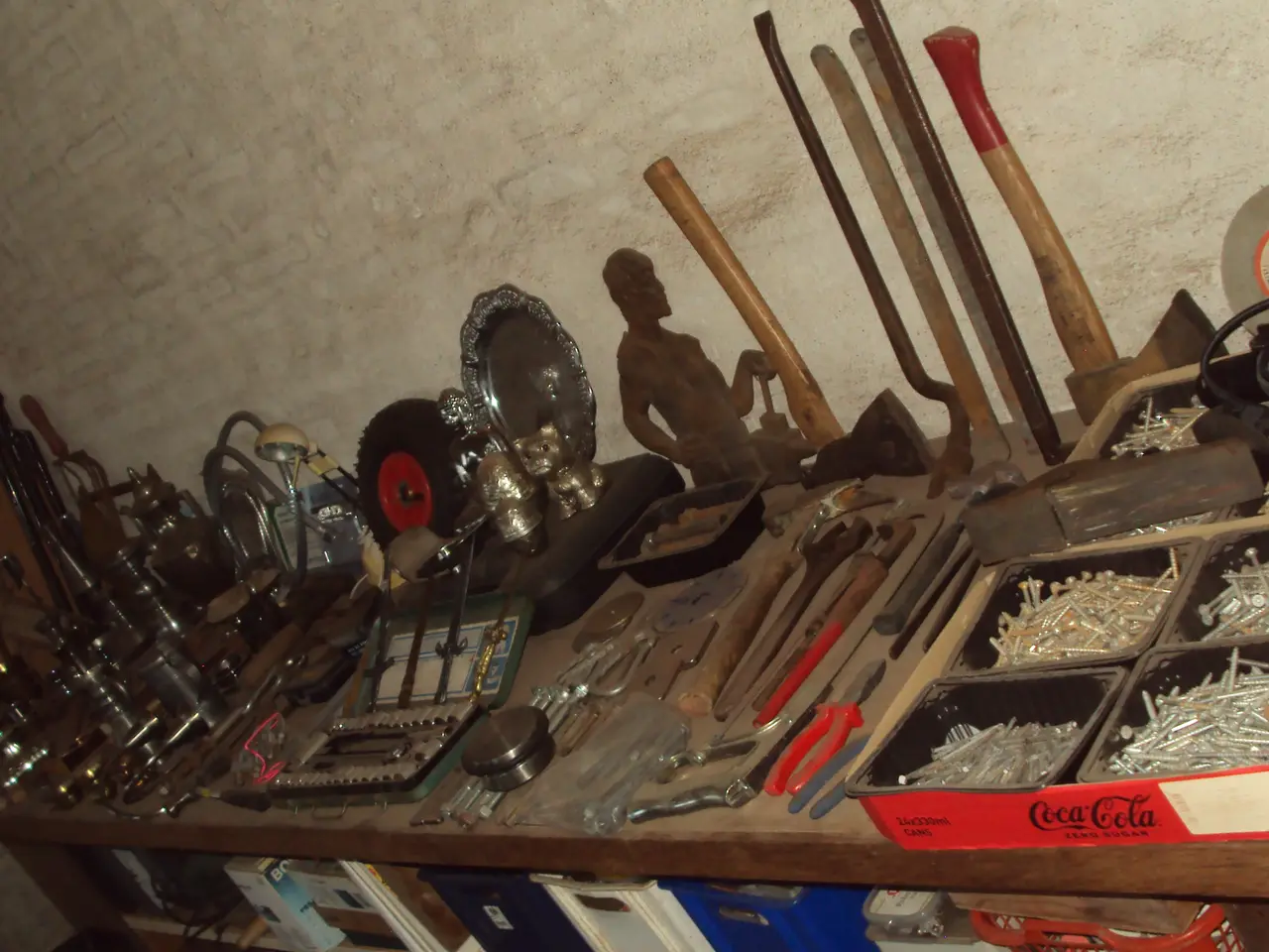 Billede 16 - Garage / værksted oprydningssalg .