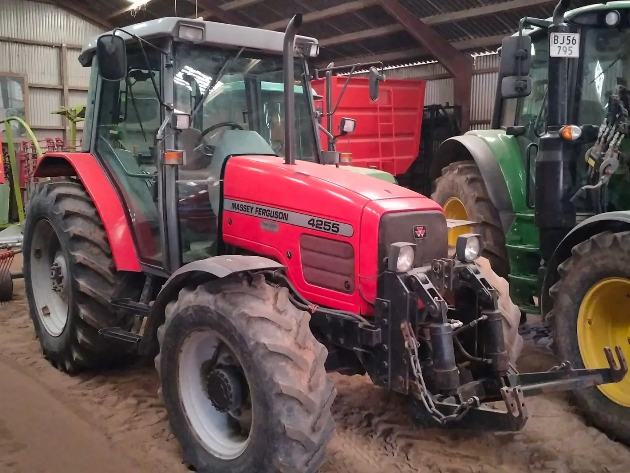 Billede 1 - Massey Ferguson 4255 med ny kobling