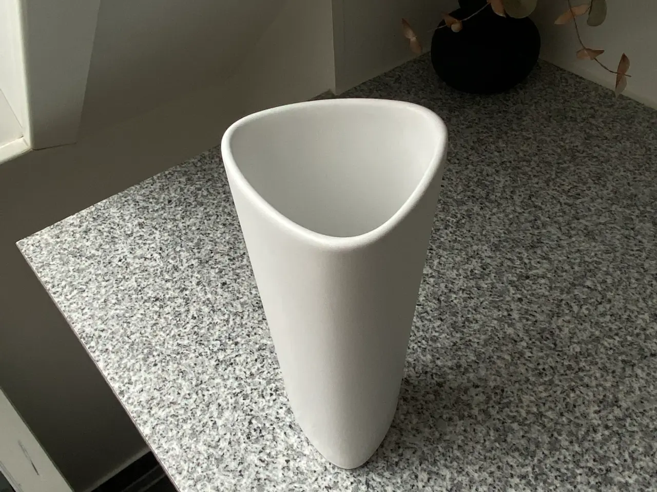 Billede 2 - Trekant vase