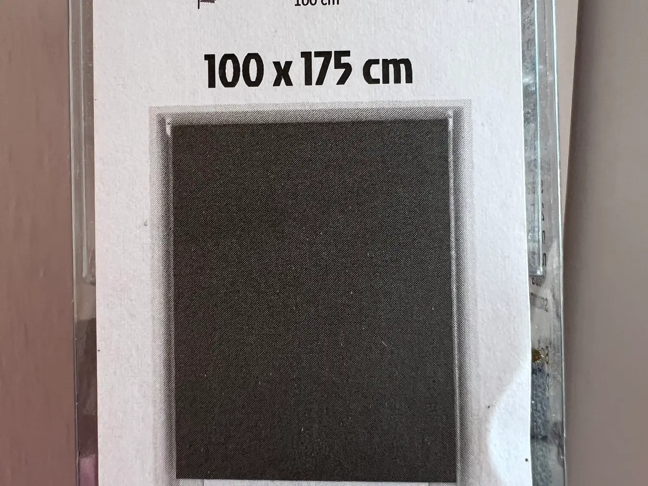 Billede 4 - Nyt og Ubrugt Sort Mørklægningsrullegardin (100x17