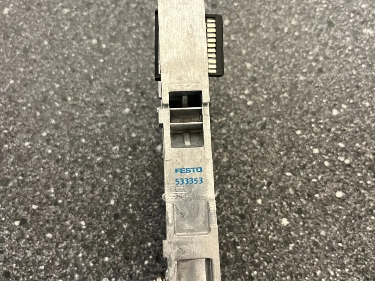 Billede 2 - Festo 533353 magnetventil Manifold Block - brugt