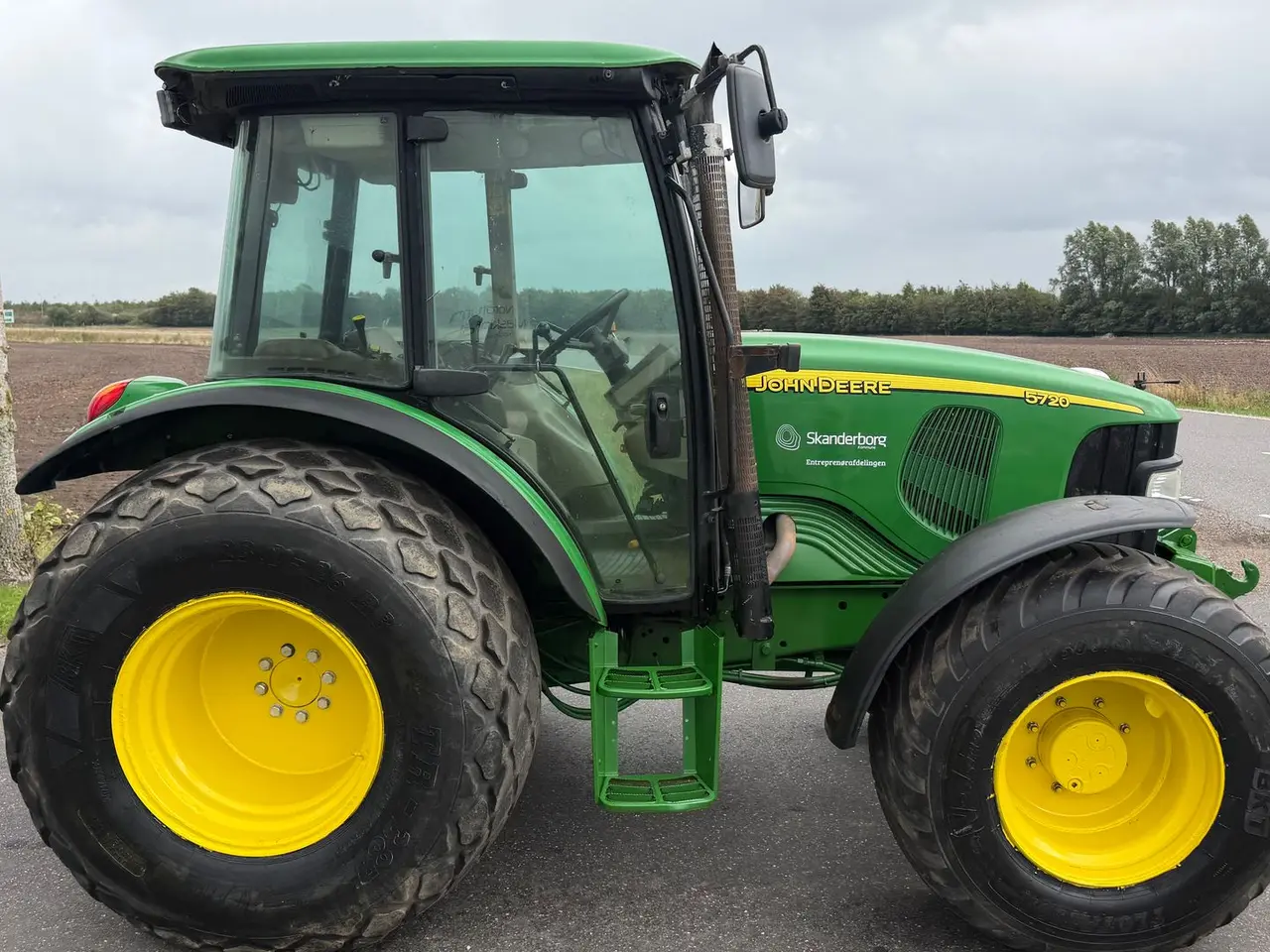 Billede 4 - John Deere 5720 Fin bette traktor med frontlift samt front PTO
