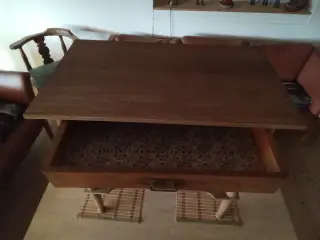 Tobaksbord ege træ