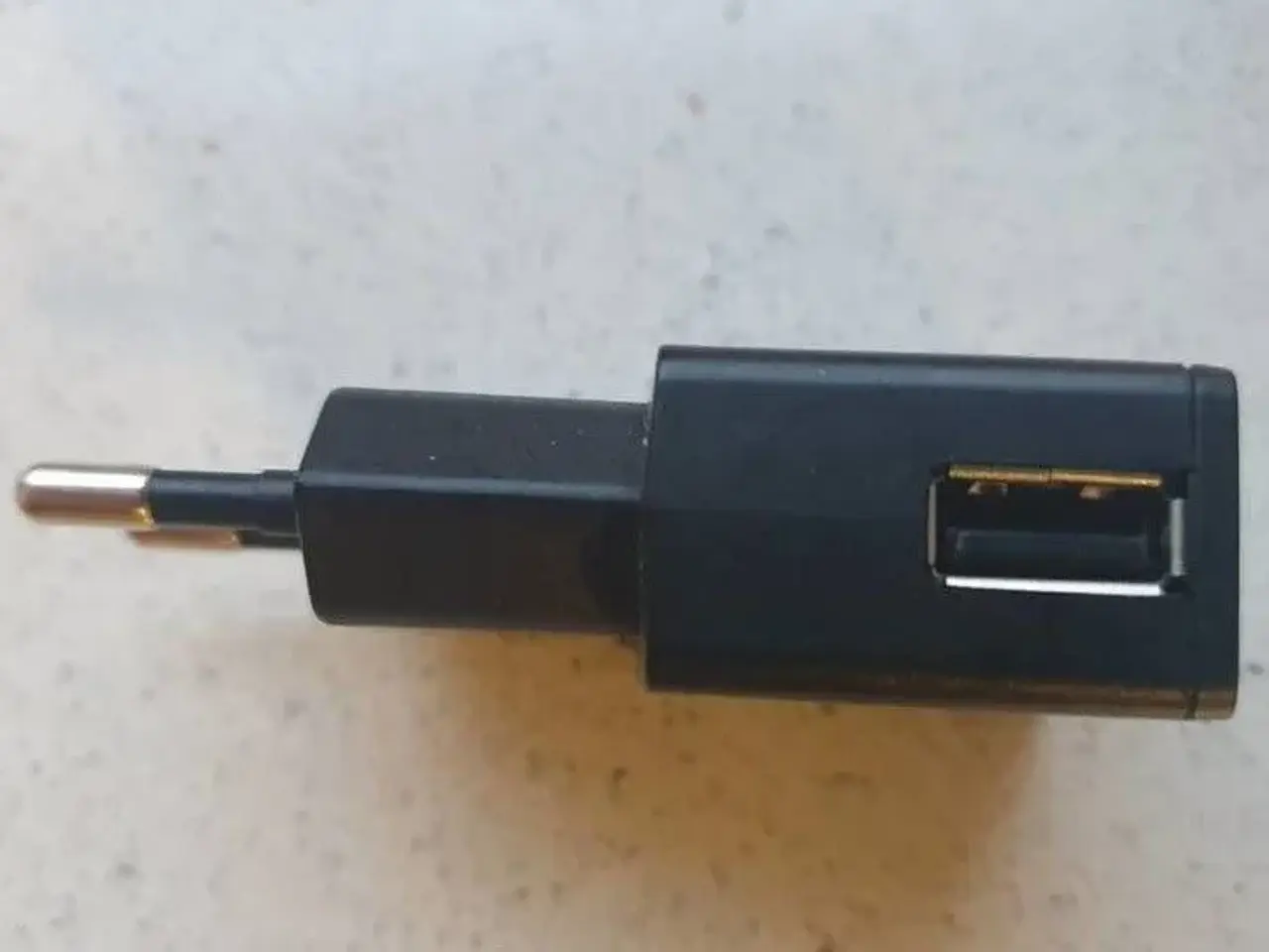 Billede 3 - Oplader SONY ERICSSON EP800 GreenHeart rejselader