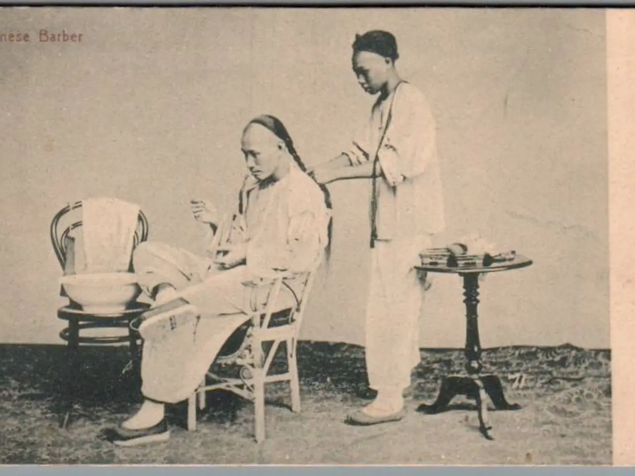 Billede 1 - Chinese Barber - Kina - Postkort - Ubrugt - Har været klæbet op !