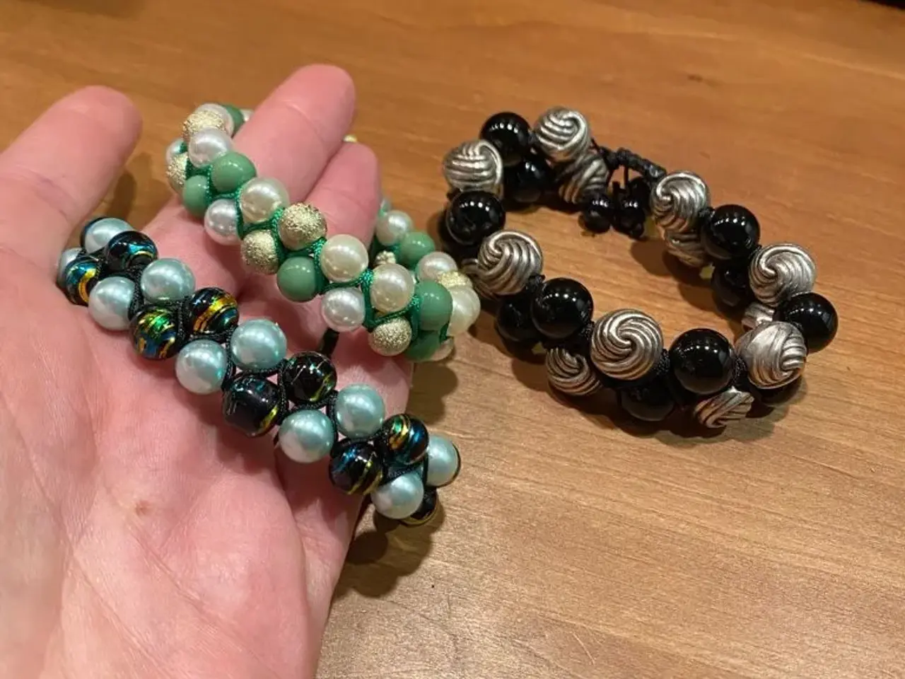 Billede 8 - Nye knyttede armbånd