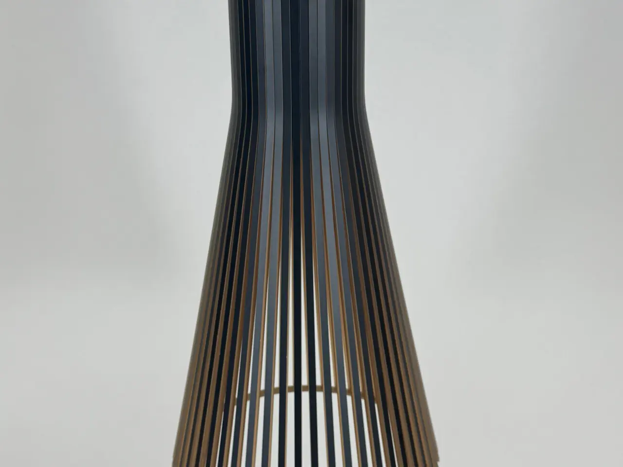 Billede 4 - Secto Design Secto 4201 Lampe – Sort H 45 cm