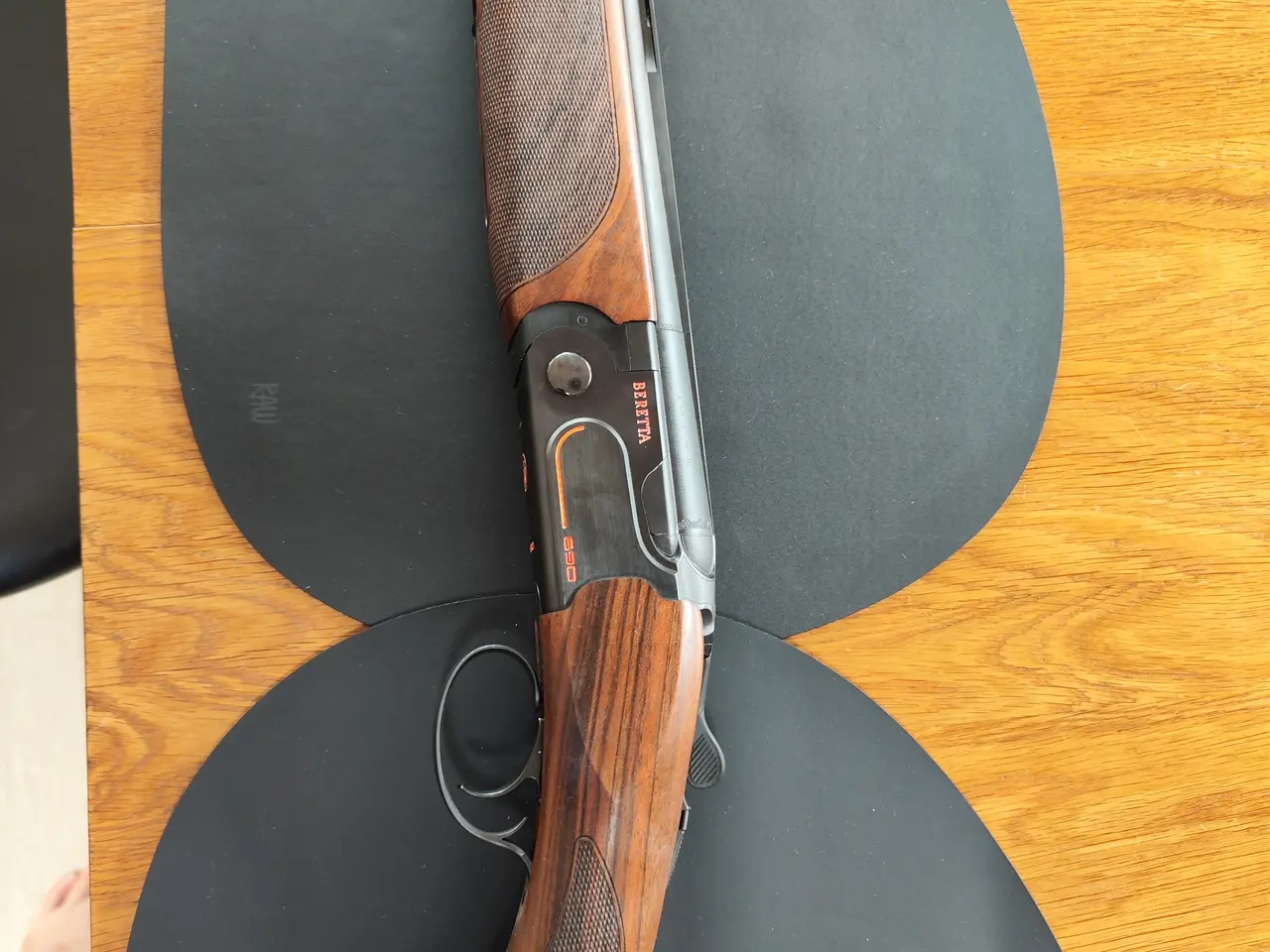 Billede 1 - Beretta 690 black