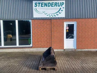 - - - SKOVL TIL T450